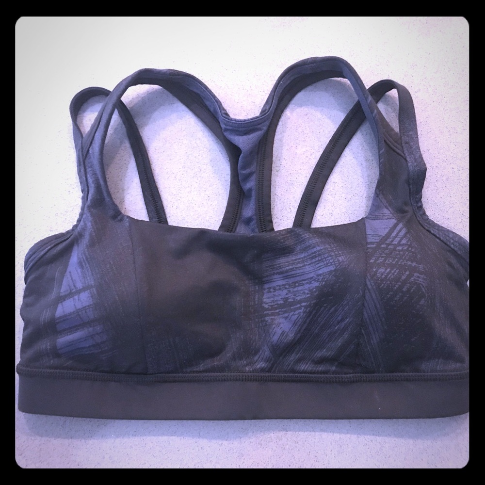 Lululemon Size 6 Sports Bra